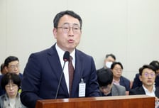 유영상 SKT 대표 "내년부터 '5G SA' 도입 가능"