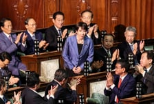 '강경 보수' 다카이치 日 사상 첫 여성총리