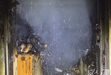 아기 구하고 숨진 엄마 등 9명 사상…바퀴벌레 잡다 집 태운 20대 구속