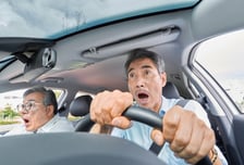 치매 판정 후 95%가 핸들 잡는데…환자 10명 중 4명 "약 안 먹어!"