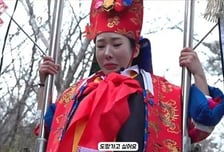 "신병으로 하반신 마비"…코미디언 그만두고 무속인 된 김주연 고충 고백
