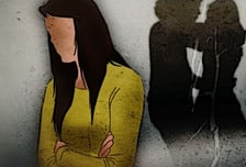 엄마·내연남 신음소리에 우울증…"싫으면 나가" 딸 말도 무시