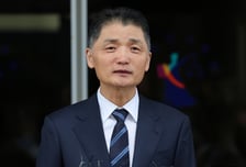 카카오, 또 6만원 아래로…'김범수 무죄' 상승분 반납