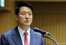 "서울 전역 토허제 해제해야"  vs "오세훈이 풀어서 집값 폭등"