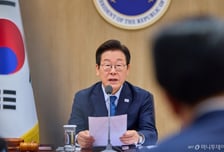 [속보]이재명 대통령 "자주적 방산 역량 확고히 해야 우리 손으로 한반도 평화 지키고 경제 지속적 성장 견인"