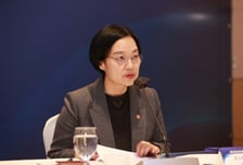 한성숙 장관 "상생 일시 지원 아닌 지속가능한 성장 구조로 제도화돼야"