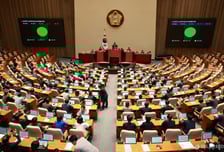 "노란봉투법, 불법 파업 만연 우려"…법·경제 전문가들 지적