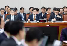 野 "관세협상 놓고 국민 속이는 이재명정부, '출발했다'는 나쁜 중국집"