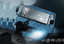 시비 붙은 트럭 막다가 그 자리서 숨진 주유소 직원…고의인가 사고인가