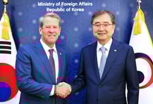 조현 만난 美조지아 주지사 "트럼프에 제조업 전용 90일 비자 건의"