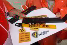 "한국시리즈 티켓, 50만원에 구했다" 울며 겨자먹기…사복경찰 떴다