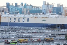 美 관세·전동화 전환 대응… 중소 車부품업계 '곡소리'