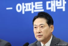 野장동혁 "이재명 대통령 5개 재판 재개돼야…무죄면 못할 이유 없어"