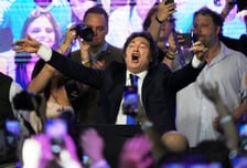 "이기면 돈 준다" 트럼프 말발 통했네…아르헨 여당 중간선거 승리