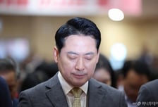 '야당의 시간' 흐르는데 30%대 갇힌 국힘 지지율…장동혁의 전략은?