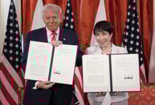 트럼프-다카이치, '희토류 공급망' 협정 체결…무역합의 이행의지도 확인