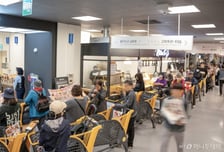 한우·킹크랩·전복 반값..초특가 할인 신세계 '쓱데이'·롯데 '땡큐절' 개막