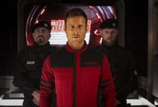 '더 러닝 맨' 글렌 파월,  톰 크루즈 이을 최고 액션스타 등극 예감