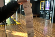 "폐점 충격, 회사 연차 내고 왔다"…'CGV 명씨네' 마지막 관람객들