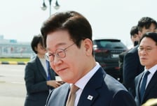 이재명 대통령 'APEC' 경주 도착…트럼프와 정상회담 준비