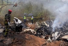 "사파리 보려다"...11명 태운 경비행기 추락 '전원 사망'