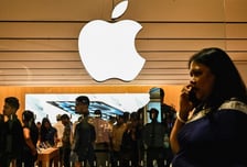 'AI 위기설' 돌았던 애플, 시총 4조달러 찍었다…역대 3번째