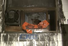 불났는데 "술값 내" 문 닫아 고등학생 가둔 사장…57명 숨졌다[뉴스속오늘]