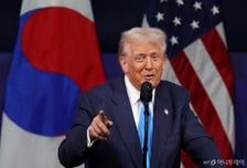 트럼프 "한국과 무역협상 곧 타결…조선·반도체 중요한 파트너"(상보)