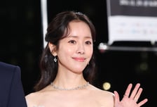 최정훈과 열애 소식에…'한지민 모욕·협박' 30대 여성, 재판행