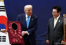 [속보]이재명 대통령, 트럼프에 "세계 8곳 분쟁지역에 평화…피스메이커 잘하고 계신다"