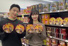 "불닭볶음면보다 5배 맵다"...'맵부심' 부르는 '용사라면' 출시