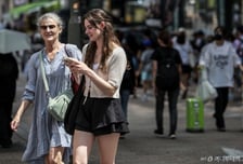 "면세점 대신 백화점" 외국인 관광객 몰리더니…명품 아닌 '이것' 샀다