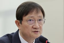 "나부터 국장 투자" 이찬진 금감원장, 코스피 ETF 샀다