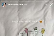 20대 백악관 대변인 "한국 화장품 샀다"…SNS에 깜짝 인증샷