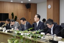 정부 "관세협상 타결로 외환시장 불확실성 완화…일부 안정 조짐"