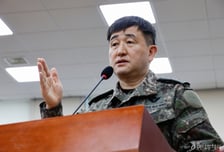 [속보] 박안수 전 계엄사령관 전역…12·3 비상계엄 이후 10개월만