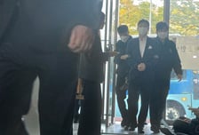 임성근 측 새 변호인 이완규 전 법제처장 "마녀사냥 당하는 것 같다"