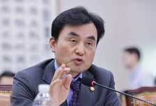 안규백 국방장관 "핵추진 잠수함 건조 여건 이미 갖춰…한미협상 쾌거"