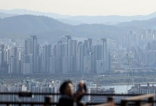 서울 '국평' 평균 집값 13억 넘었다…서초·강남은 평균 26억~27억