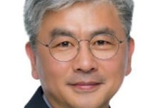 성무제 에스티팜 대표, 동아쏘시오그룹 최고기술책임자 겸직