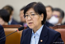 "돌봄통합법 내년 시행인데 지자체 준비 미비"