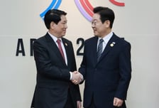 이재명 대통령, 베트남 주석 만나 "연 7% 압도적 성장, 함께 하고 싶다"