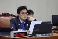 박주민 의원 "의약품 美 관세 최혜국 대우…전략적 지원 방안 마련 당부"