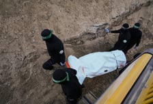 하마스, 이스라엘 인질 시신 2구 인계…28명 중 17명 반환