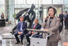 지정타에 산업과 예술 품은 '펜타원' 개관…신계용 "과천 새 상징될 것"