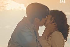 '우주메리미' 최우식♥정소민, 갈대밭 키스로 진심 확인…최고 8.4%[종합]