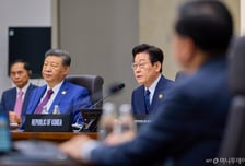 이재명 대통령, APEC 의장직 시진핑에 인계···"한반도 평화 아태 번영 필수조건"