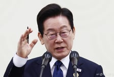 [속보]이재명 대통령 "APEC, 국무총리가 10번 왔다고 해...꼼꼼히 잘 챙겨 안전 경호 잘 정리돼"