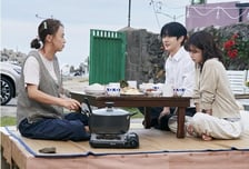 '우주메리미' 최우식♥정소민, 초스피드 로맨스…사귀자마자 처가 입성