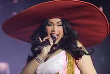 카디비, "머리 3개월 안 감아, 바퀴벌레 알 있을지도"...팬들 경악